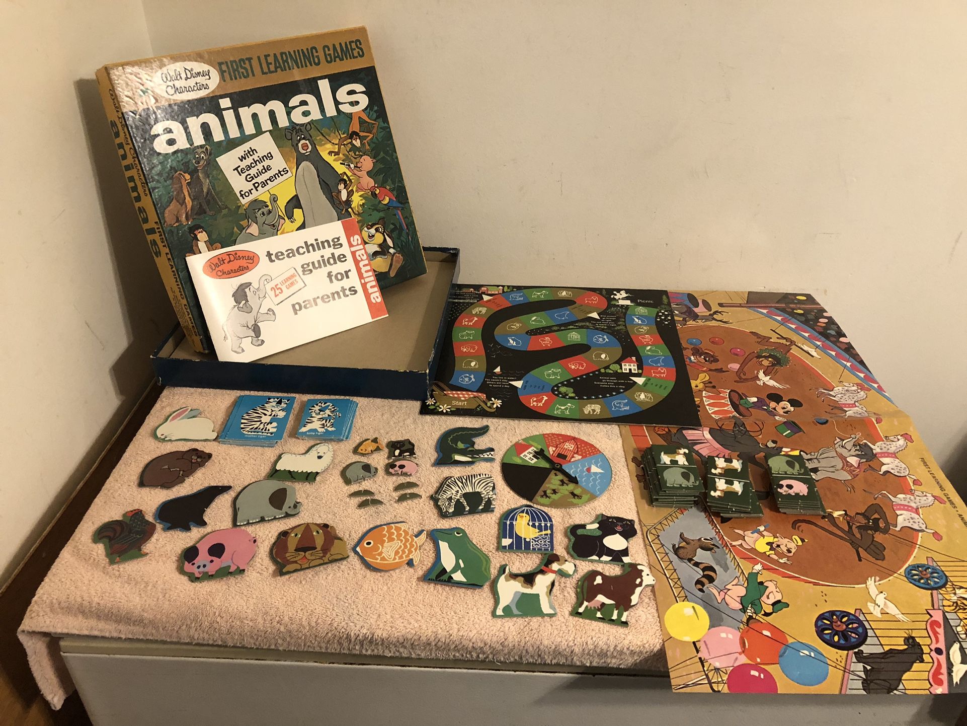 Vintage 1969 Walt Disney Characters First Learning Games Animals #13054 Complete