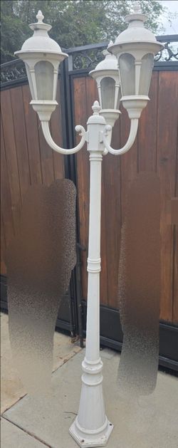 Outdoor Lamp Post
