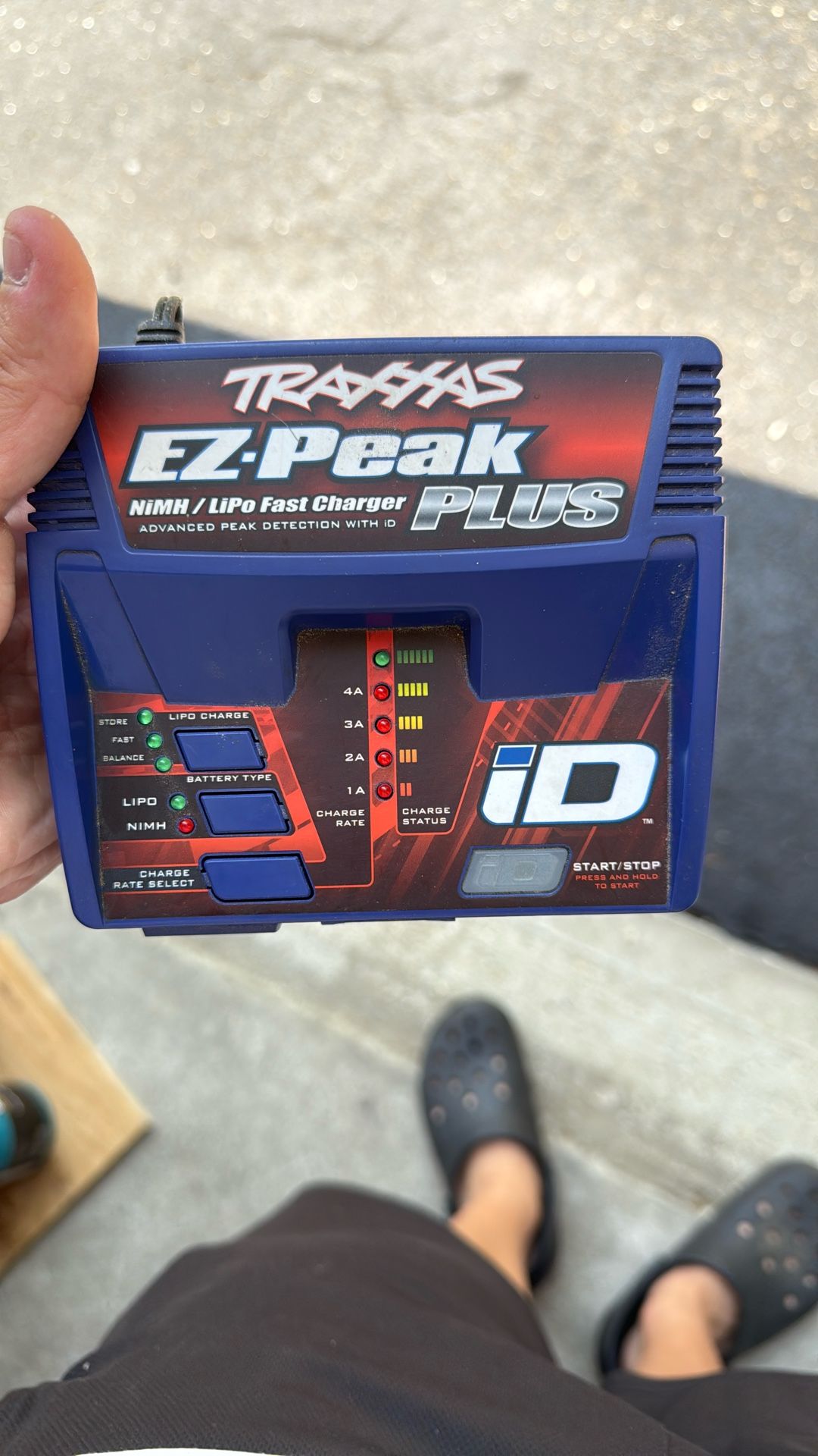 Traxxas Ez-Peak Plus NiMH/LiPO Fast Charger