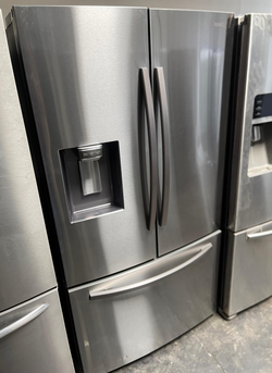 Deal: Samsung Stainless French Door w/ Water & Ice