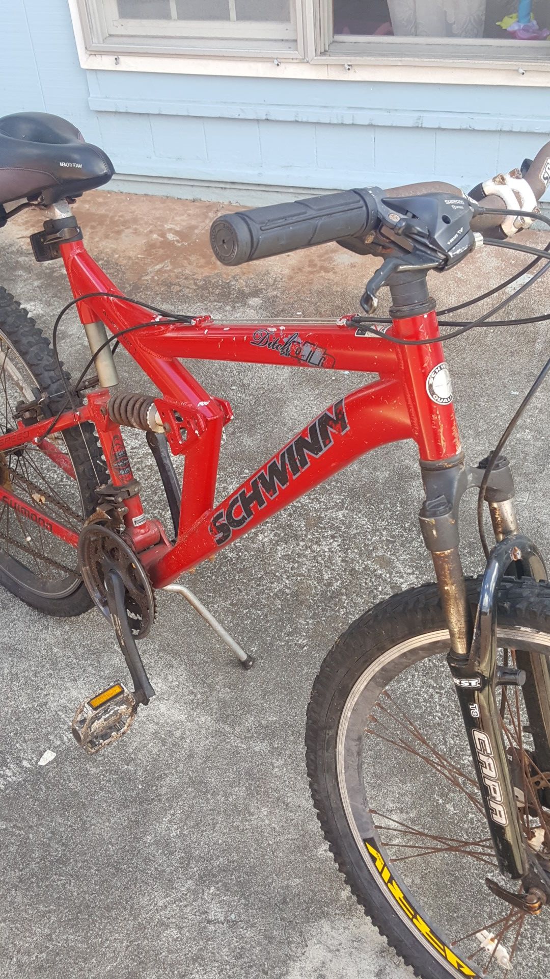 Schwinn Ditch 2.0 Mountain Bike for Sale in Pearl City HI OfferUp