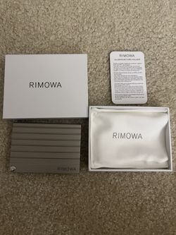 Rimowa Aluminum Card Holder Olive