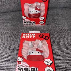 Hello Kitty Bluetooth Wireless Earbuds New 
