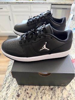 Jordan Court Connect Low