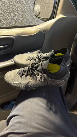 Size 6.5 Nike Air Zoom Soccer Cleats Ani Clog Tech