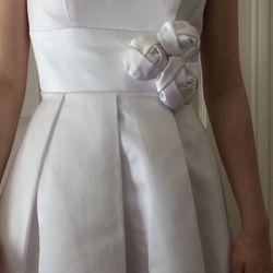 White Roses Pleated Dress