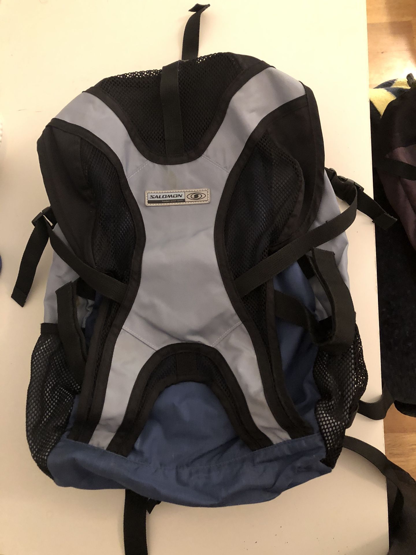 Salomon ski /snowboard backpack