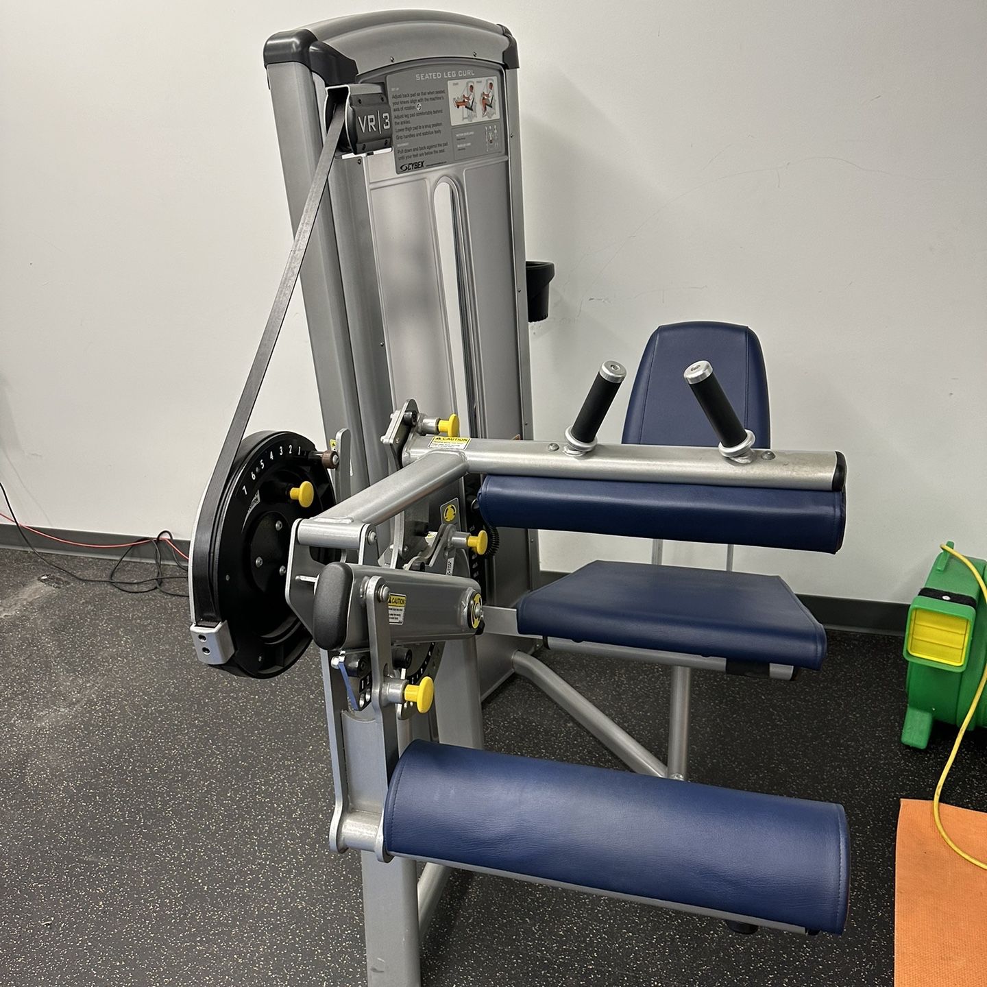 cybex treadmill 750t 770T dpd-pick-up Option:6.6:1 Right Hand Cybex VR3 Seated Leg The TV is not
