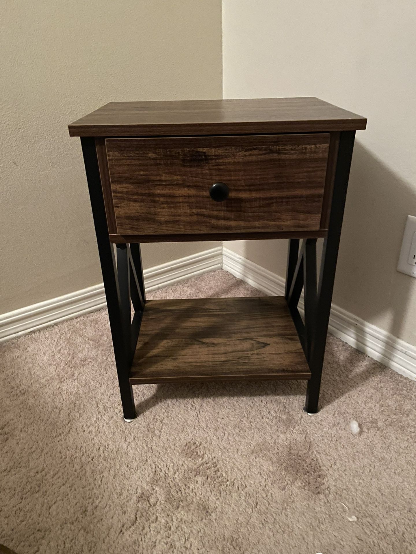 2 Nightstands for Sale in Murrieta, CA OfferUp