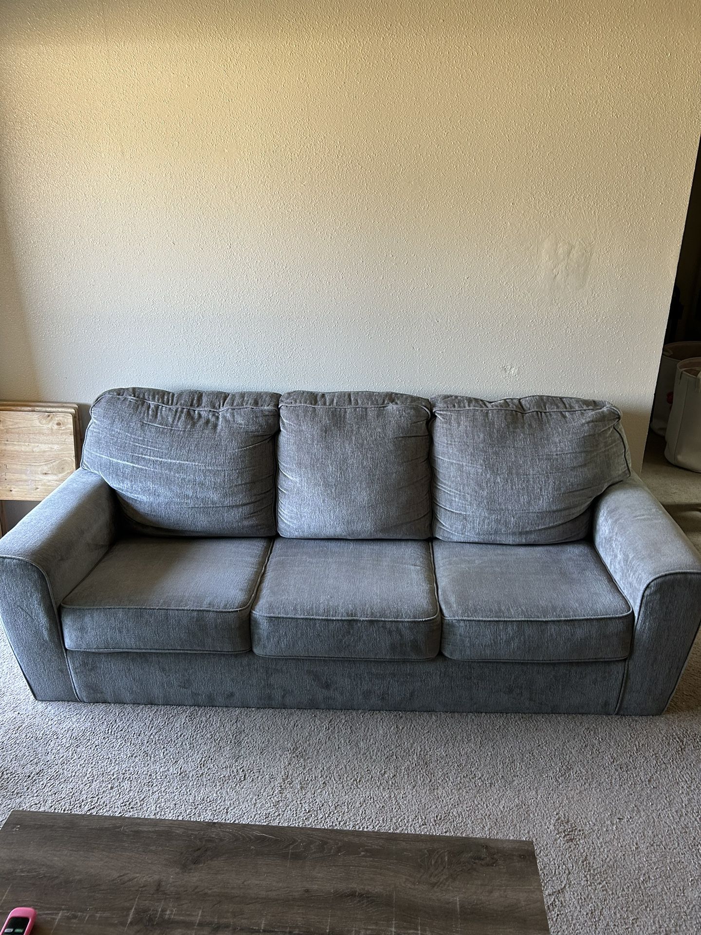 Small Couch Grey 