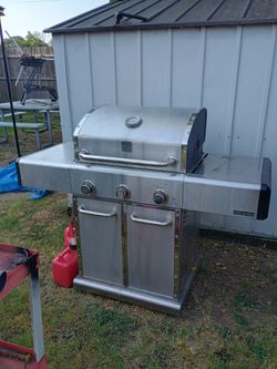 BBQ Grill For Sale.          { Read The EntirePost }
