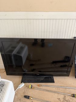 Viore 40” TV with Remote