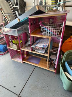Barbie style large house