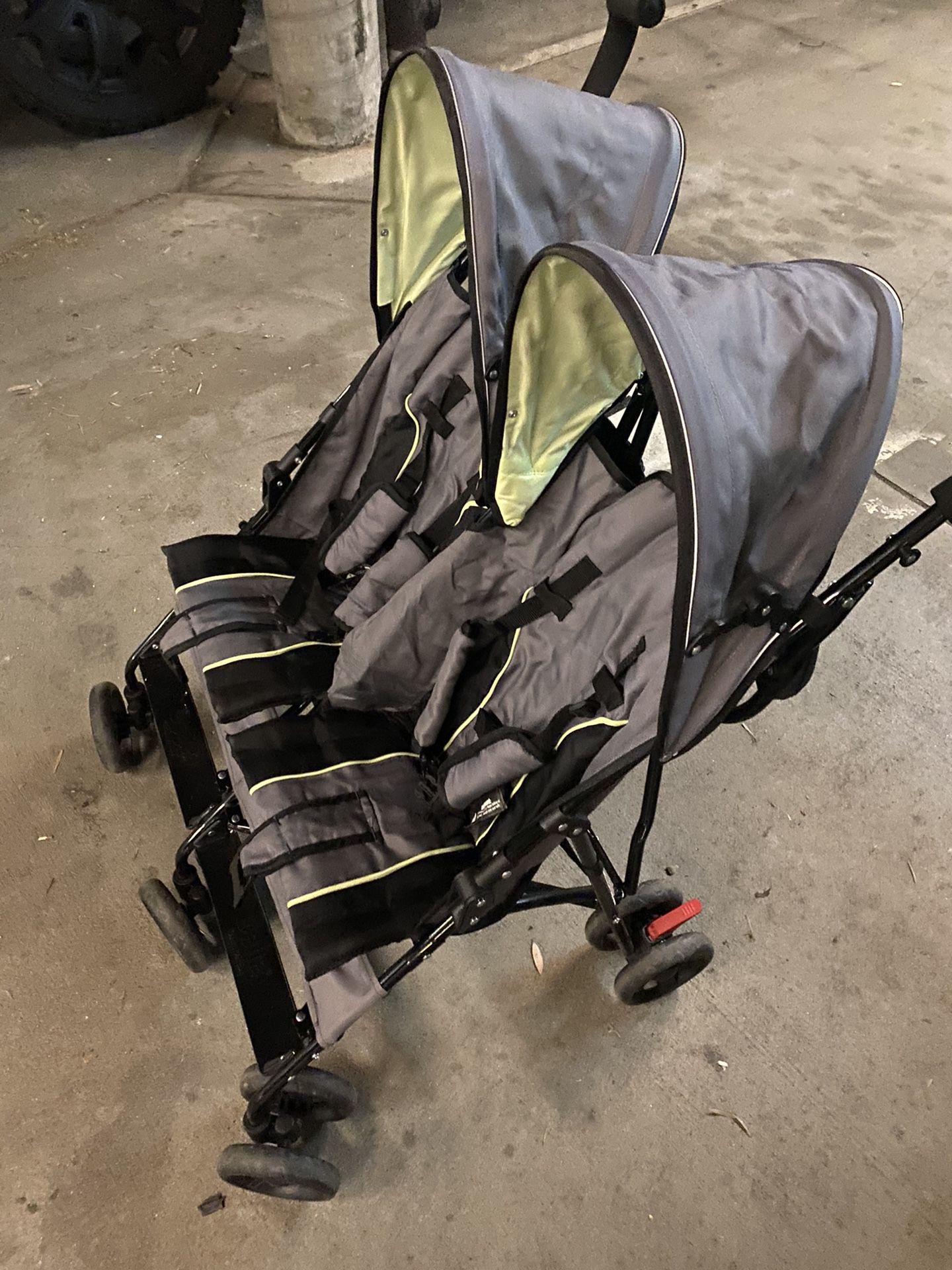 Very clean baby double stroller