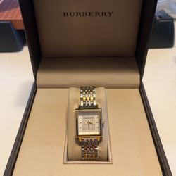 BURBERRY Two Tone Ladies Watch With Case