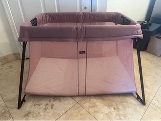 Baby Bjorn Travel Crib