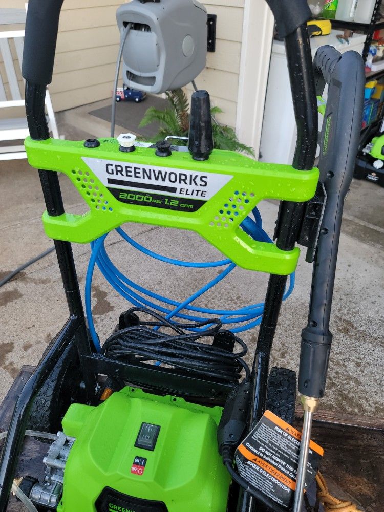 Like New Electric Pressure Washer 2000 Psi