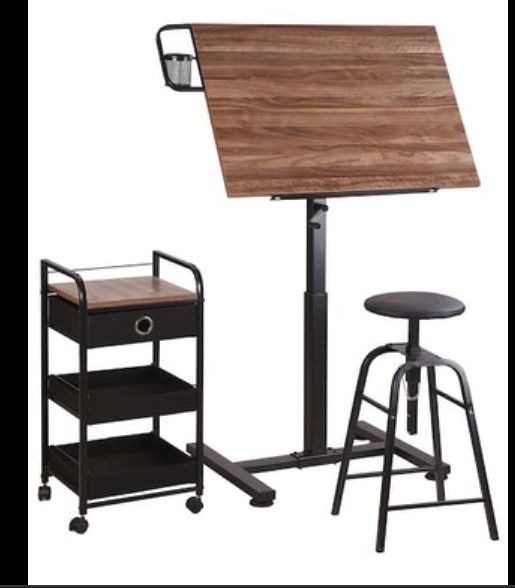 Sturdy Stand up Desk And Furniture
