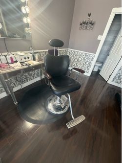Salon reclining chairs