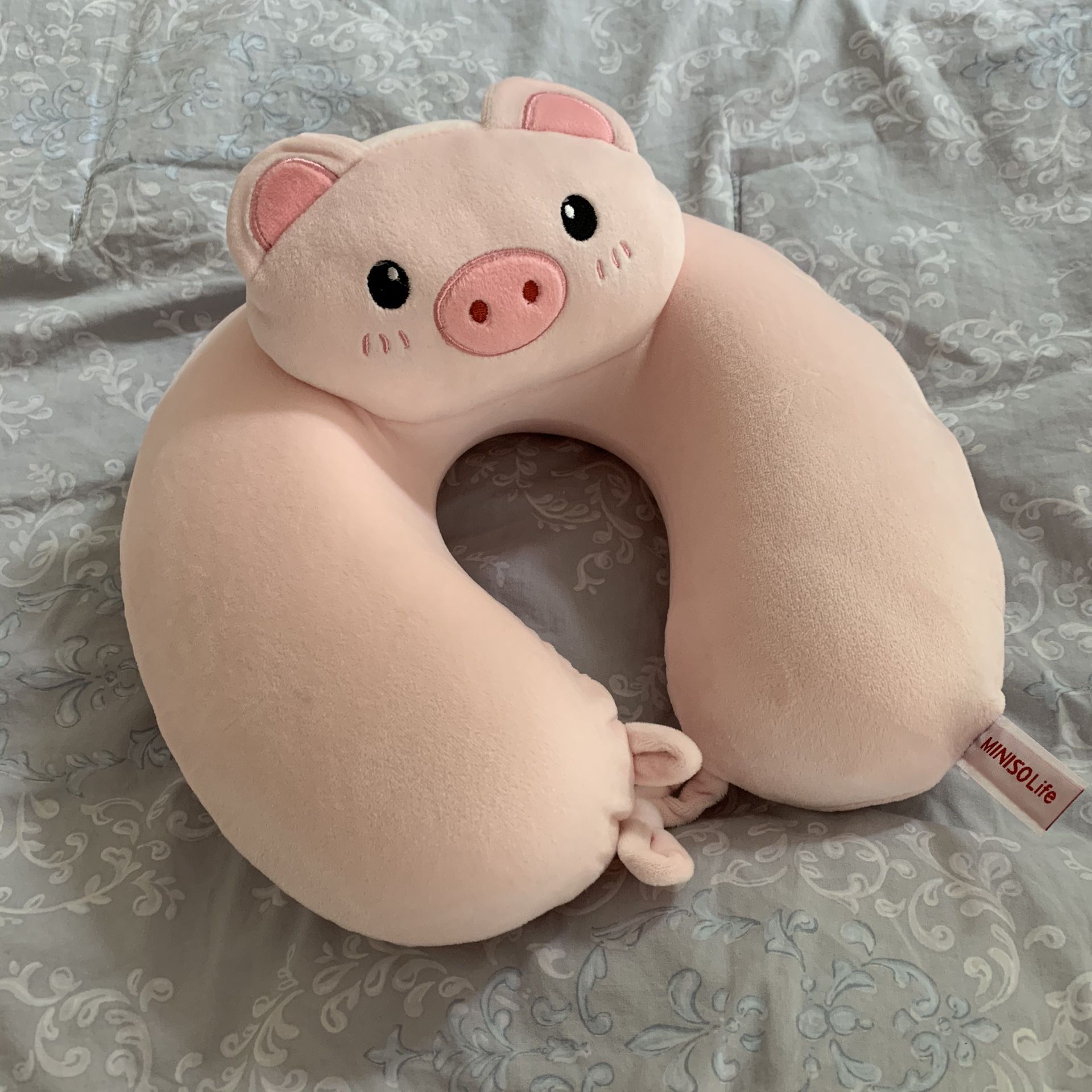 Pink Piggy PigFoam neck travel pillow