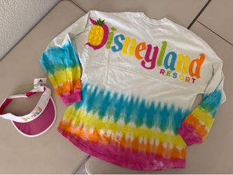 Disneyland spirit jersey adult size medium plus NWT visor
