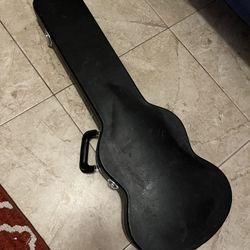 Hard guitar case 