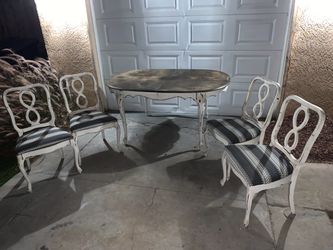 Kitchen Dining Table and 4 Chairs Set