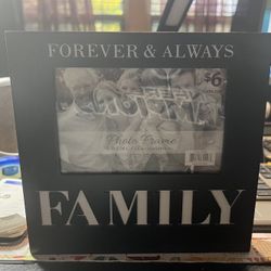 6x4 Family Frames (Color: Black)