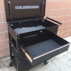 Tool Box USA General With Key 38”x31”x18”