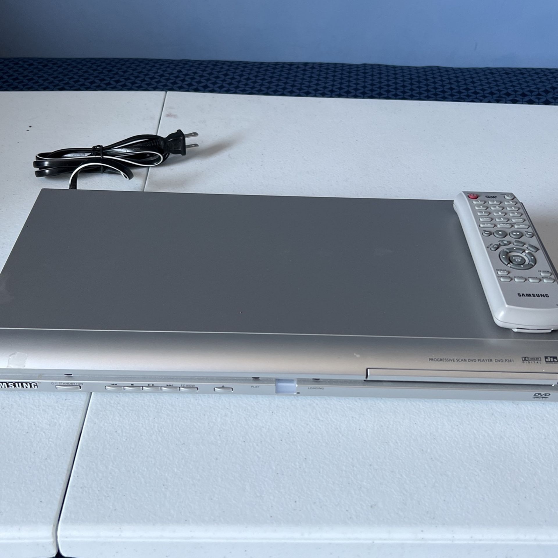SAMSUNG DVD PLAYER
