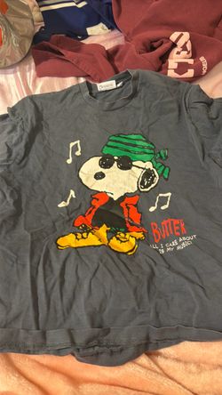 Butter Snoopy Graphic T-Shirt