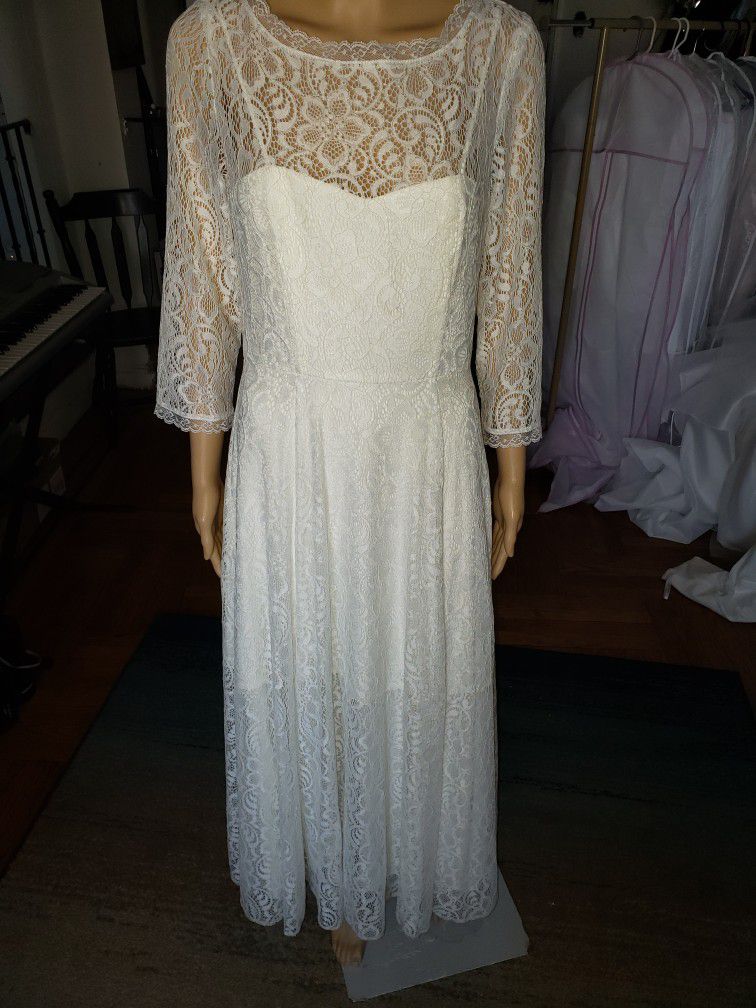 Simple Lace Wedding Dress 