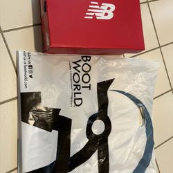 Brand new NEW BALANCE ELITE LITE COMPOSITE SAFETY TOE SNEAKER - MEN Size 9