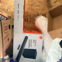 JBL - 2.1 Channel Soundbar with Wireless Subwoofer - Black