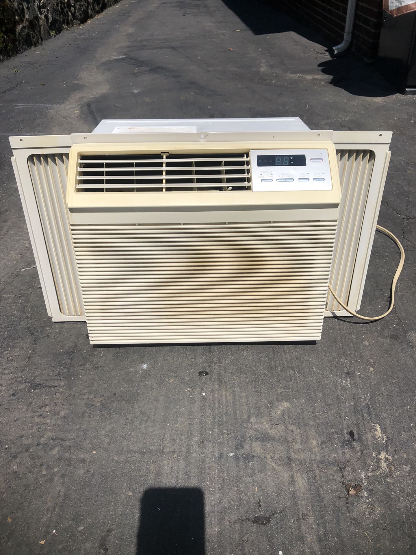 Very Good Condition Sharp Air Conditioner