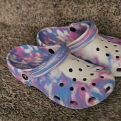 Crocs Size  5
