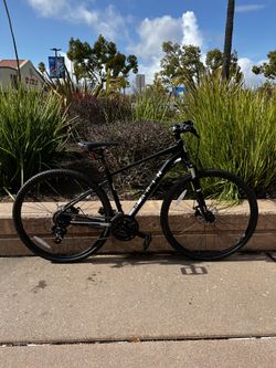 Marin San Rafael size S