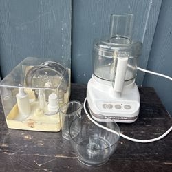Kitchenaid Food Processor KFP-600WH + Some Accessories WORKS