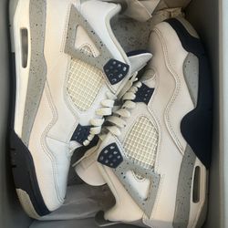 Jordan 4 Midnight Navy