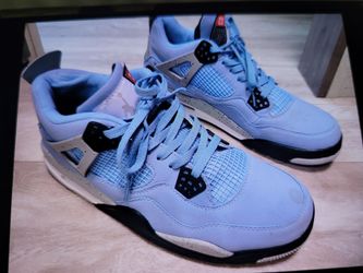 Jordan 4's Retro University Blue