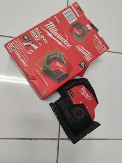 Milwaukee lazer