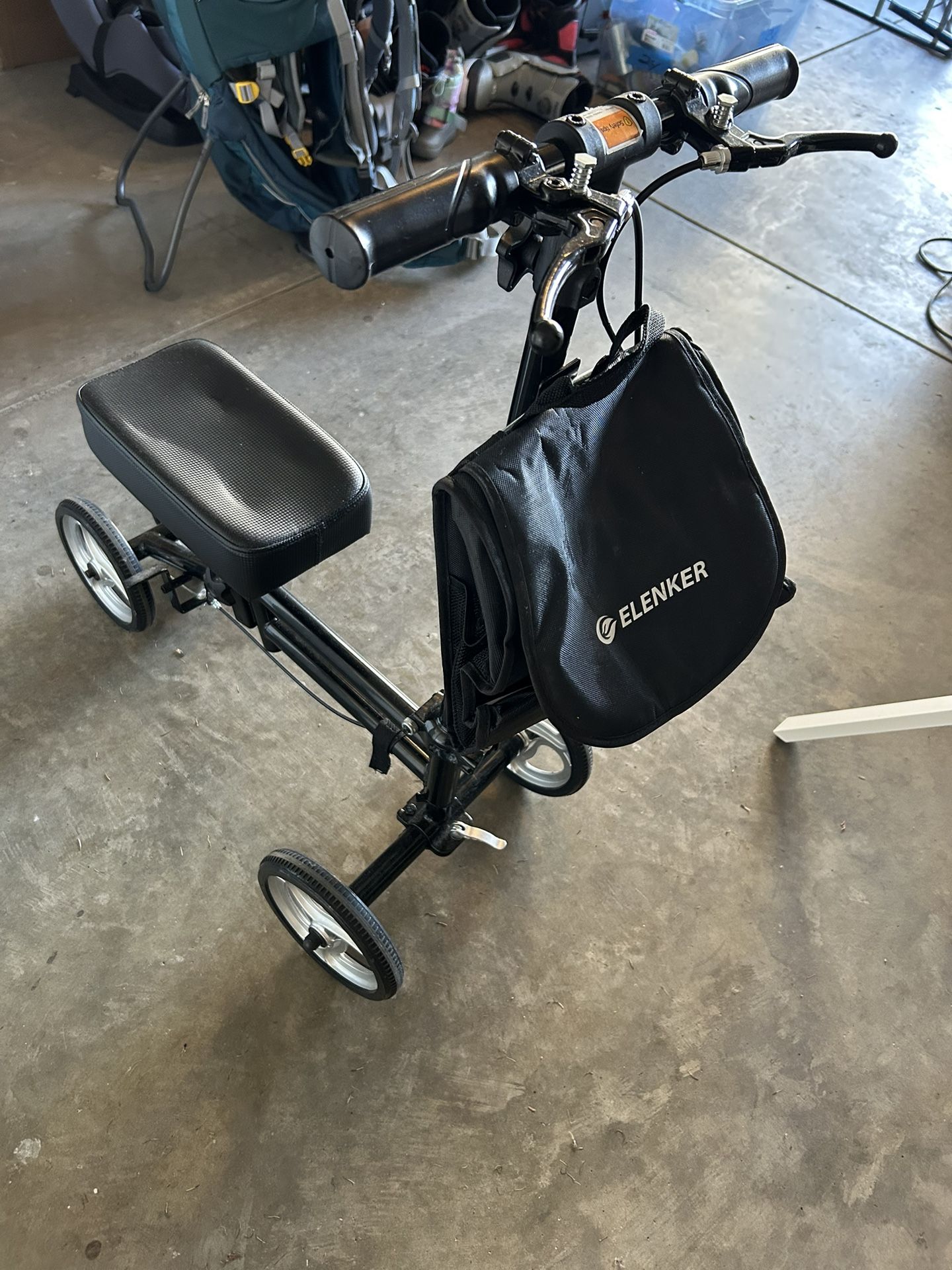 Knee Scooter