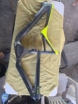 Specialized sworks levo frame  XL