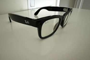 Ray-Ban Meta Gen 1 Wayfarer Smart Glasses - Black / Clear