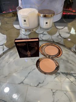 Charlotte Tilbury  Airbrush Flawless Finish Blurring & Setting Powder💕