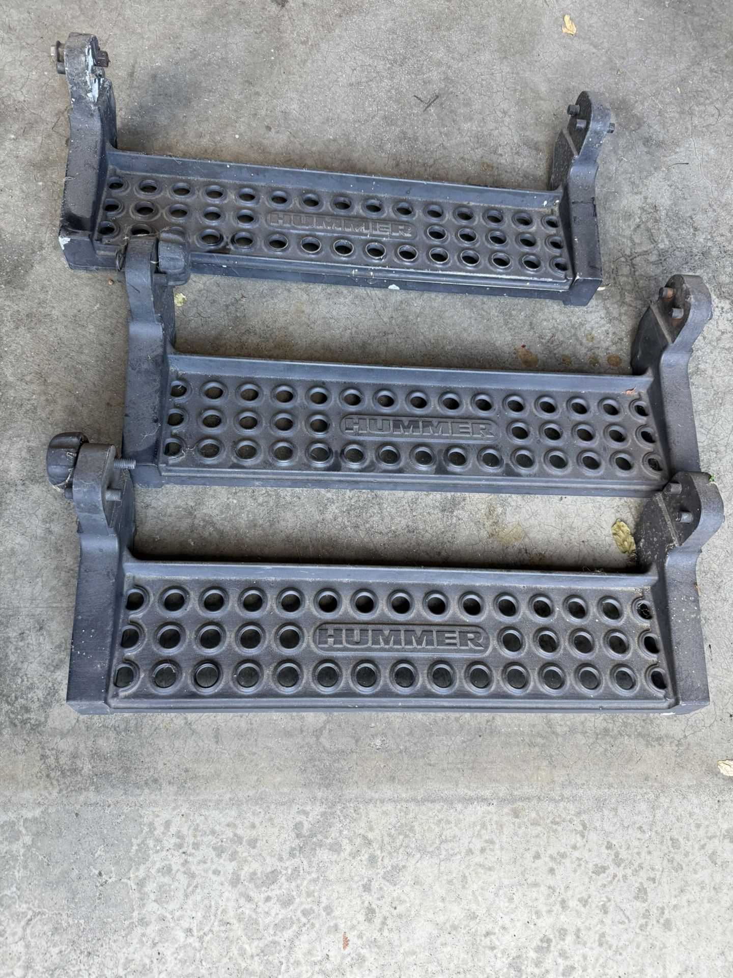 H2 Hummer Steps