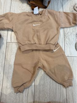Baby Nike set