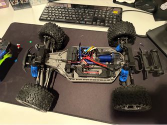 Traxxas rustler vxl 4x4