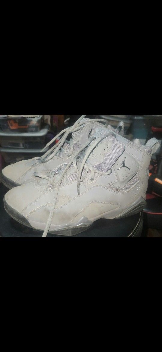 Jordan Flights 9.5