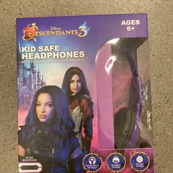 NWT Descendant Kids Headphones 